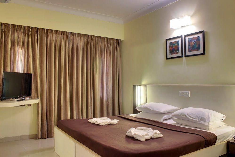 Regenta Inn Palacio De Goa, Panjim باناجي المظهر الخارجي الصورة